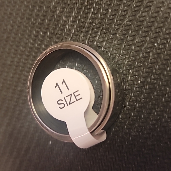 Fidget spinning moon & stars ring - Picture 3 of 5